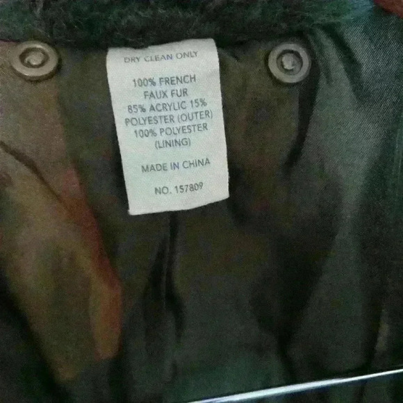 Furrier French faux fur Coat Size small - Picture 11 of 16